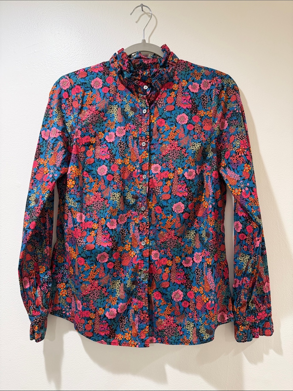 J. Crew x Liberty London Floral Ruffle-Collar Button-Up in Pink & Blue - size S